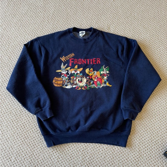 Vintage Looney Tunes Sweatshirt - Picture 2 of 10